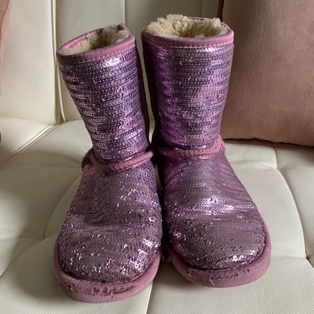 pink sparkle UGGS